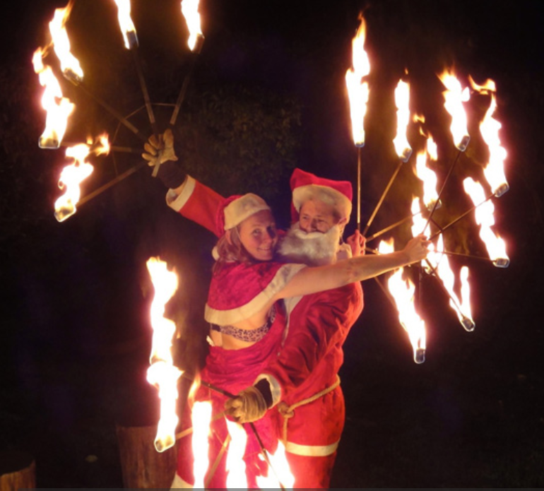 Adventssingen, Feuershow, Weihnachtsshow